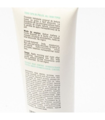 Emulsión hidratante corporal ESSENTIAL BODY de MAYSTAR