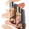 Iluminador líquido rostro y cuerpo VARIÉTÉ de Eveline